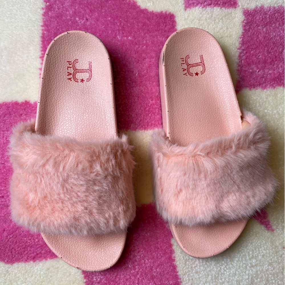 Jeffrey Campbell Follow Me furry slides
